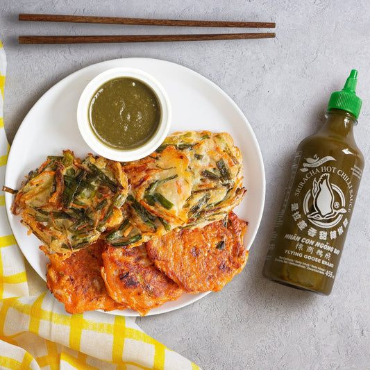 רוטב סריראצ׳ה צ׳ילי ירוק חריף | פליינג גוס - Flying Goose - פריקפוא