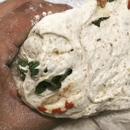 לחם מחמצת עגבניות מיובשות ובזיליקום טרי - אנשי הלחם - פריקפוא