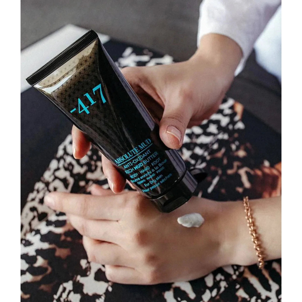 חמאת בוץ לגוף ידיים ורגליים - -417 - פריקפוא