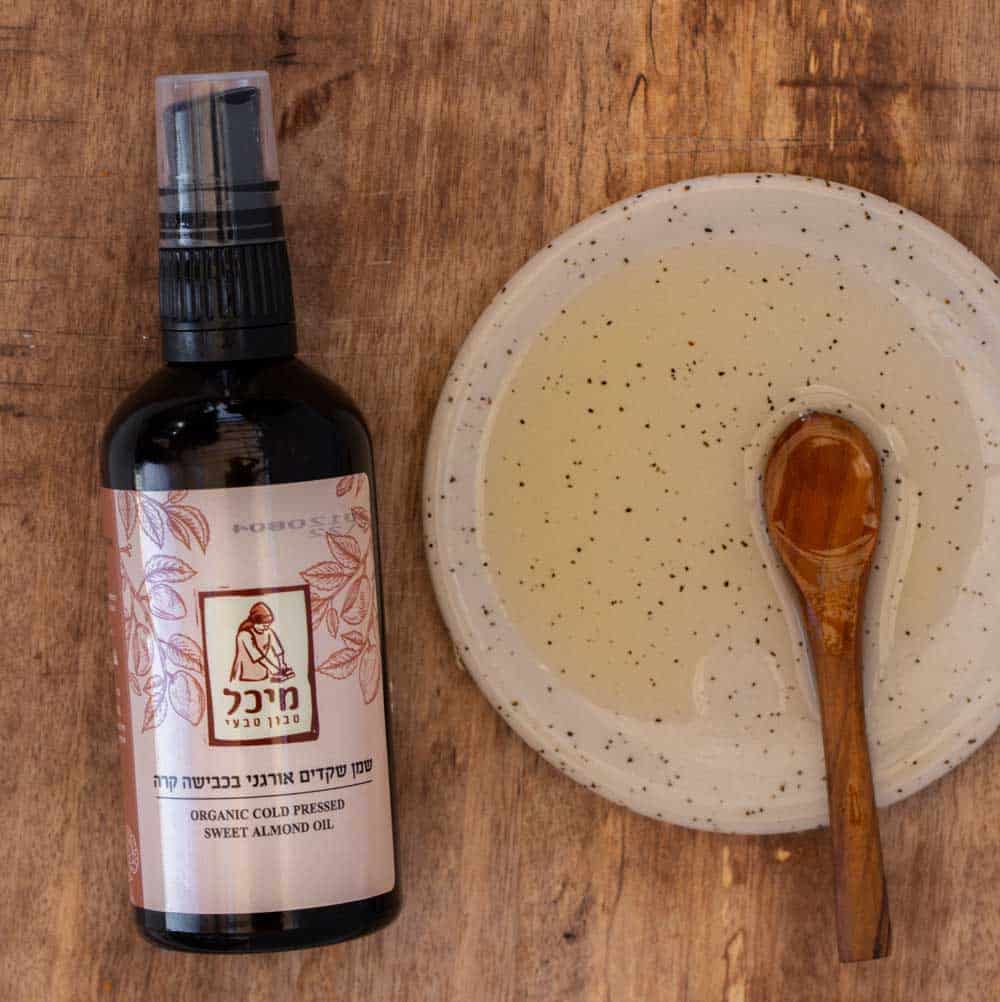 שמן שקדים אורגני בכבישה קרה - מיכל סבון טבעי - פריקפוא